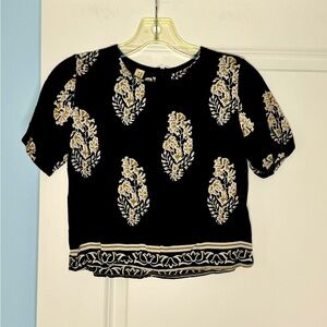 🍓6/$15🍓 Black & White Women’s Top